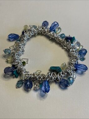 VINTAGE ANNE KLEIN Silver Chain Stretch Bracelet with Blue and Teal Glass Beads